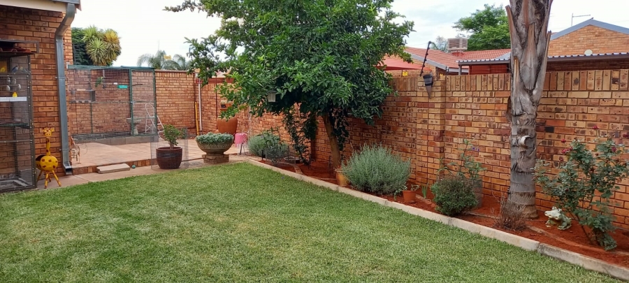 3 Bedroom Property for Sale in Royldene Northern Cape